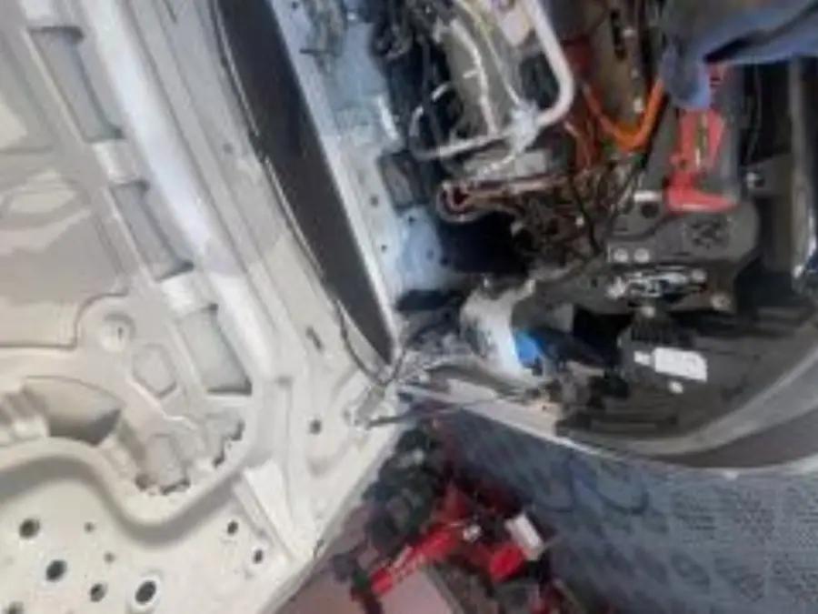Car service workshop video dataset. Collection recording still.