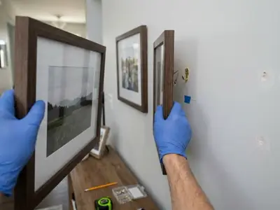 Hang Art & Mirrors